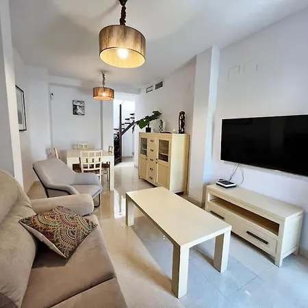 Nuevo Y Exclusivo Atico De Playa Apartment Fuengirola Exterior photo