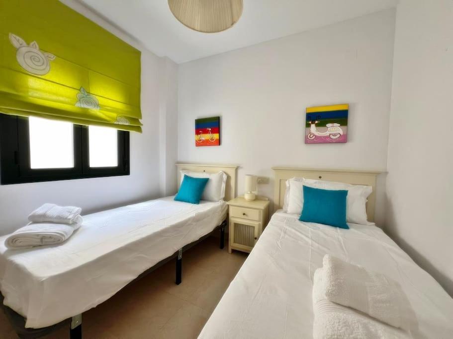 Nuevo Y Exclusivo Atico De Playa Appartamento Fuengirola